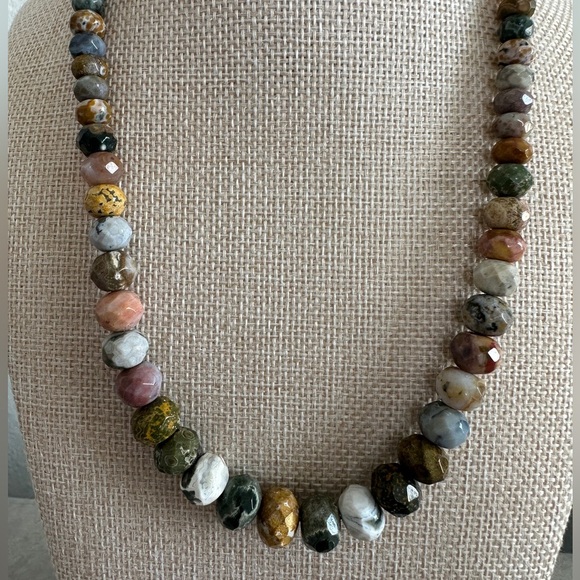Natural multicolored bead necklace by Jay King - Picture 4 of 10